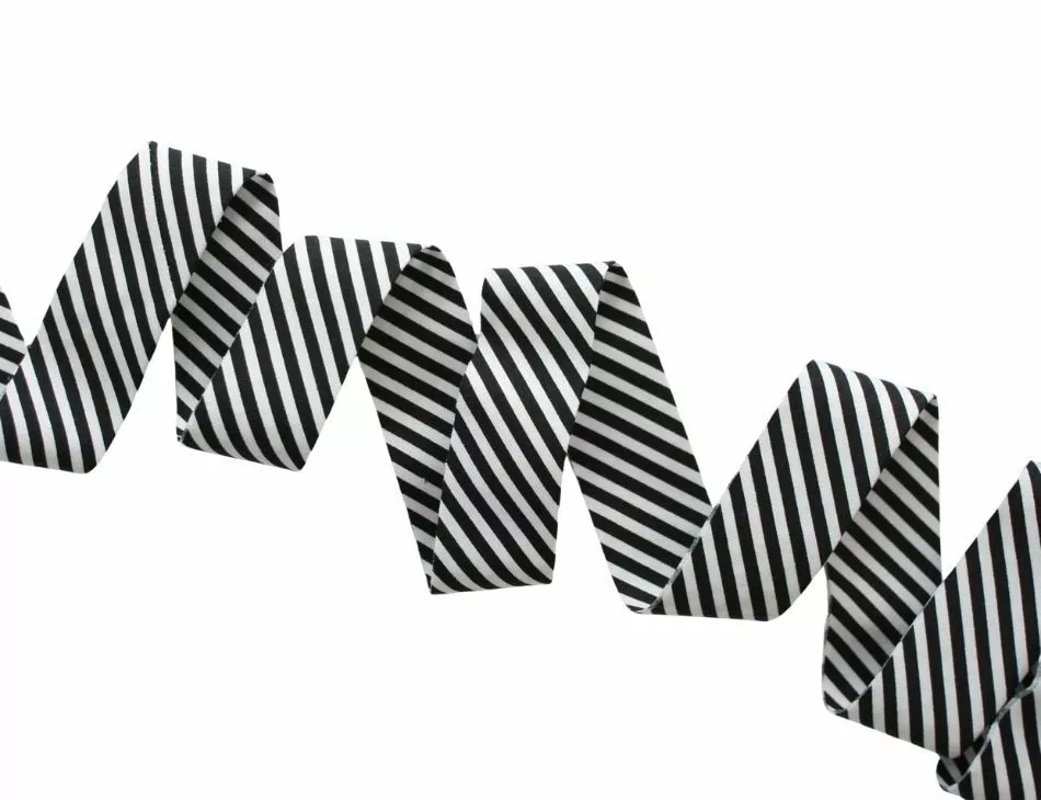 1/2" Double Fold Bias Dress Stripe Black