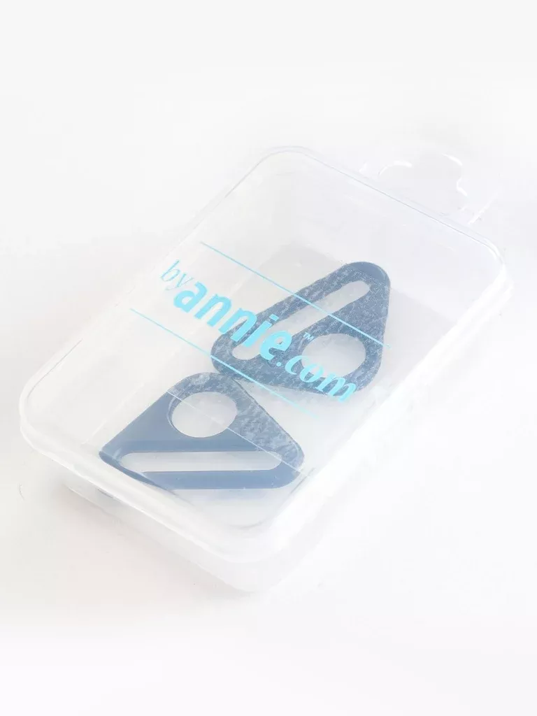 1" Triangle Rings - Black Metal