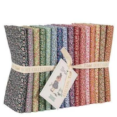 (16) Brie Basics Fat Quarter Bundle TIL300272 by TILDA