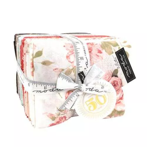 (40 pieces) Muse Fat Quarter Bundle by 3 Sisters for Moda Fabrics