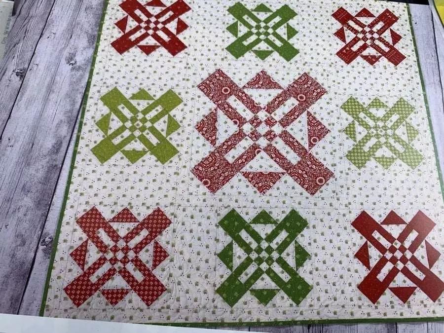 Bridgerton 40-1/2" Table Topper