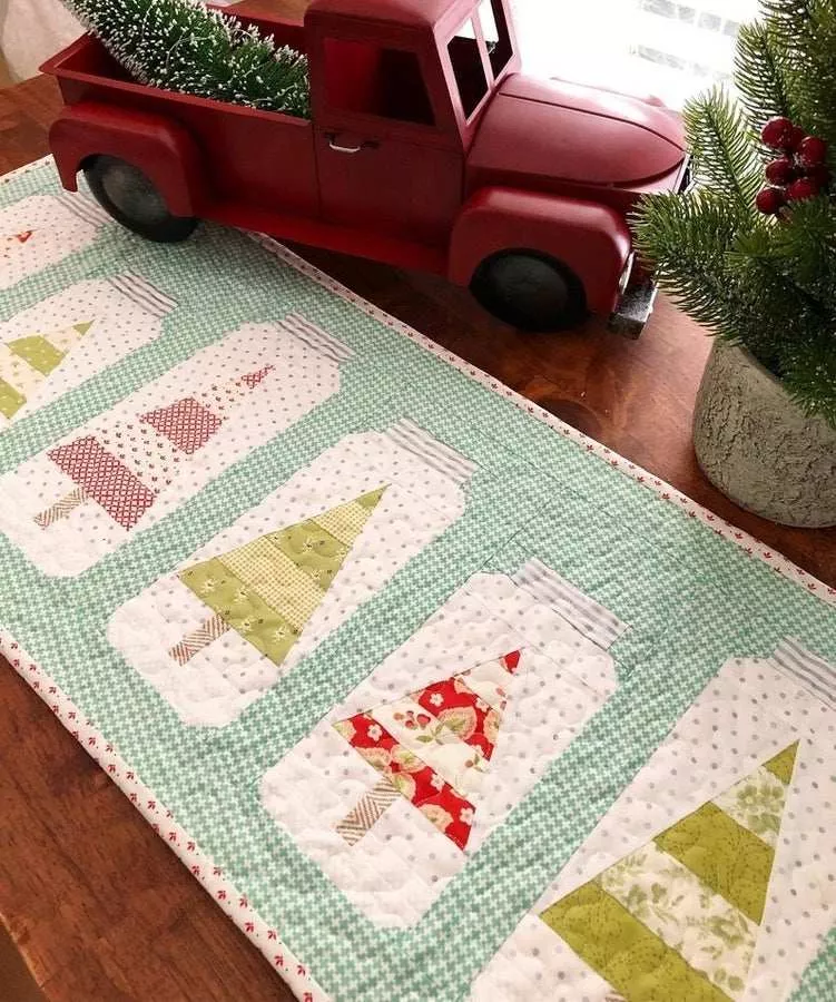 Christmas Jars Table Runner Kit