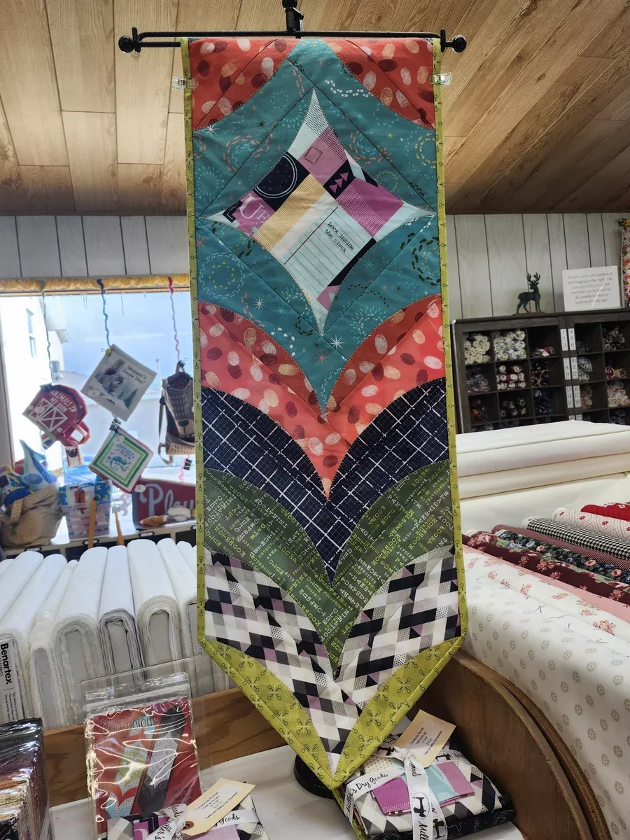 Curvacious - Quilt As You Go Table Runner Kit