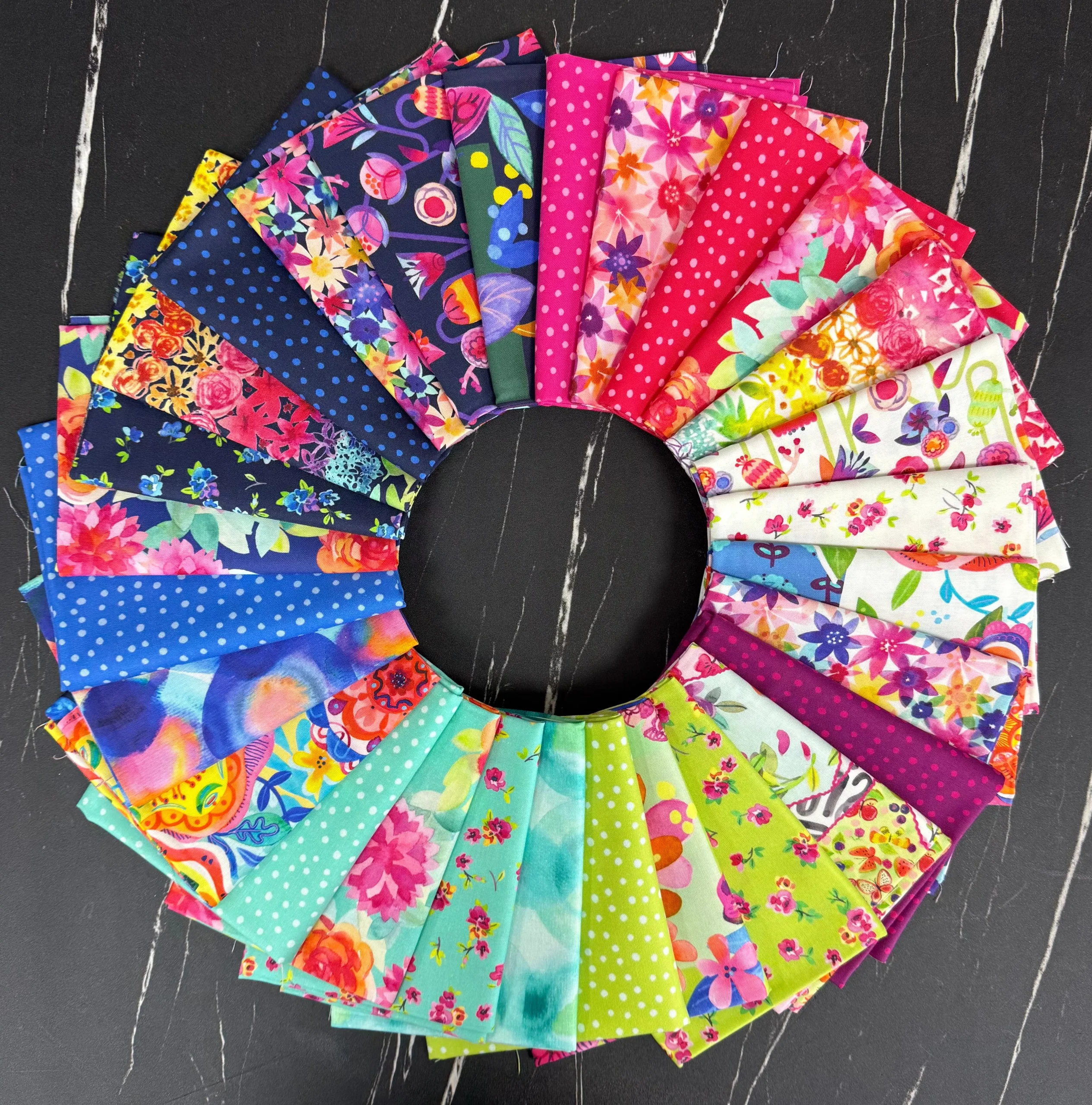 Flower Patches by Amarilys Henderson : Fabric Bundles