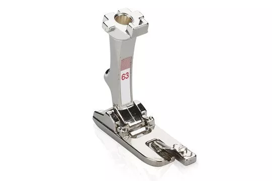 *FOOT #63 CLASSIC//ZIG-ZAG HEMMER 3MM//BERNINA