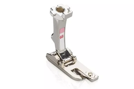 *FOOT #68 CLASSIC//2MM ROLL AND SHELL HEMMER//STRAIGHT OR ZIGZAG//BERNINA