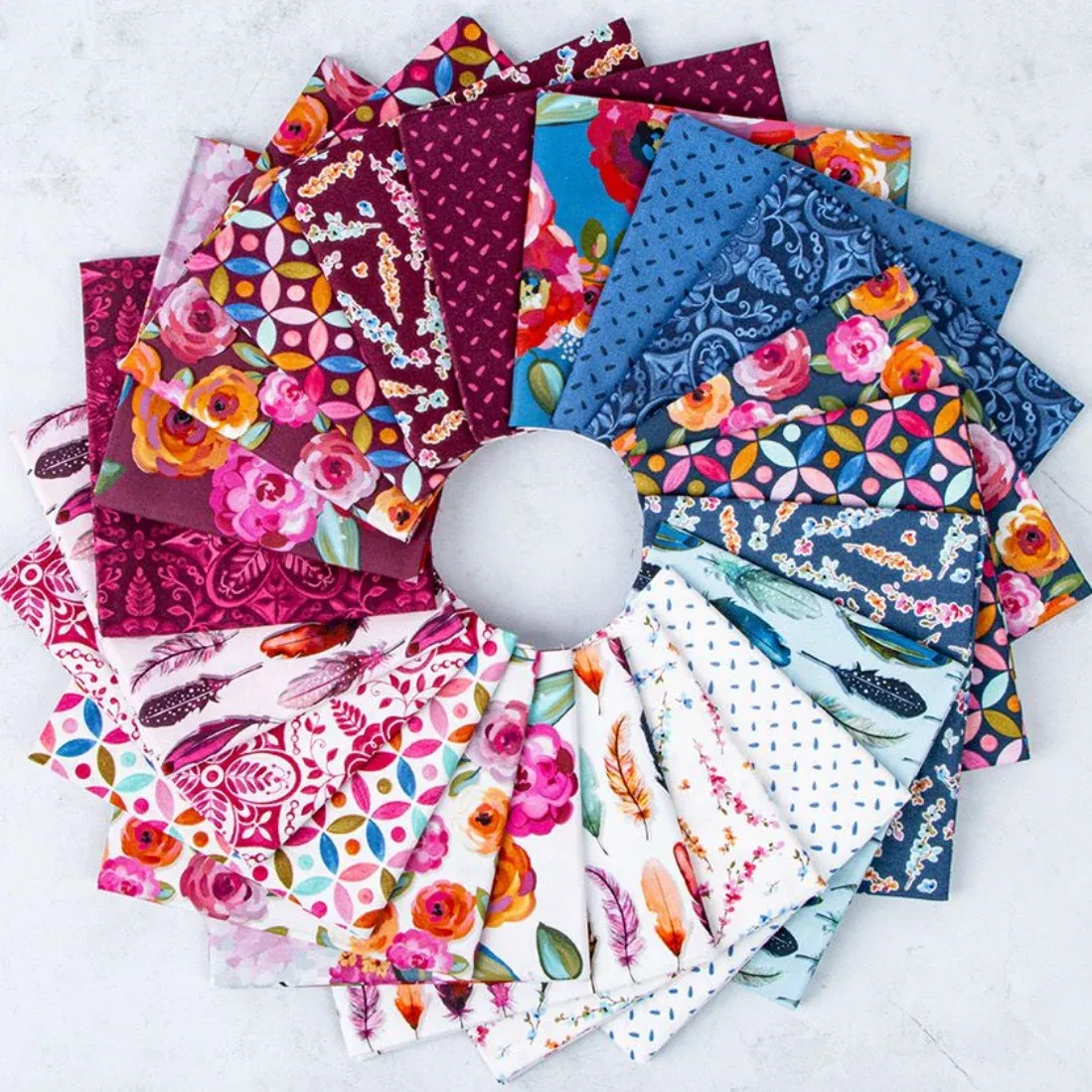 Poppies & Plumes by Lila Tueller : Fat Quarter Bundle