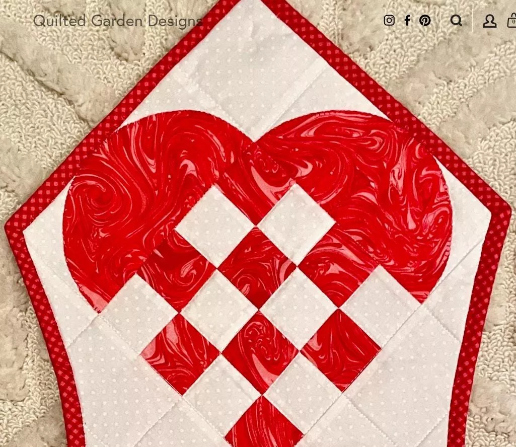 Spin For Love Table Runner Pattern - Quilted Garden Designs