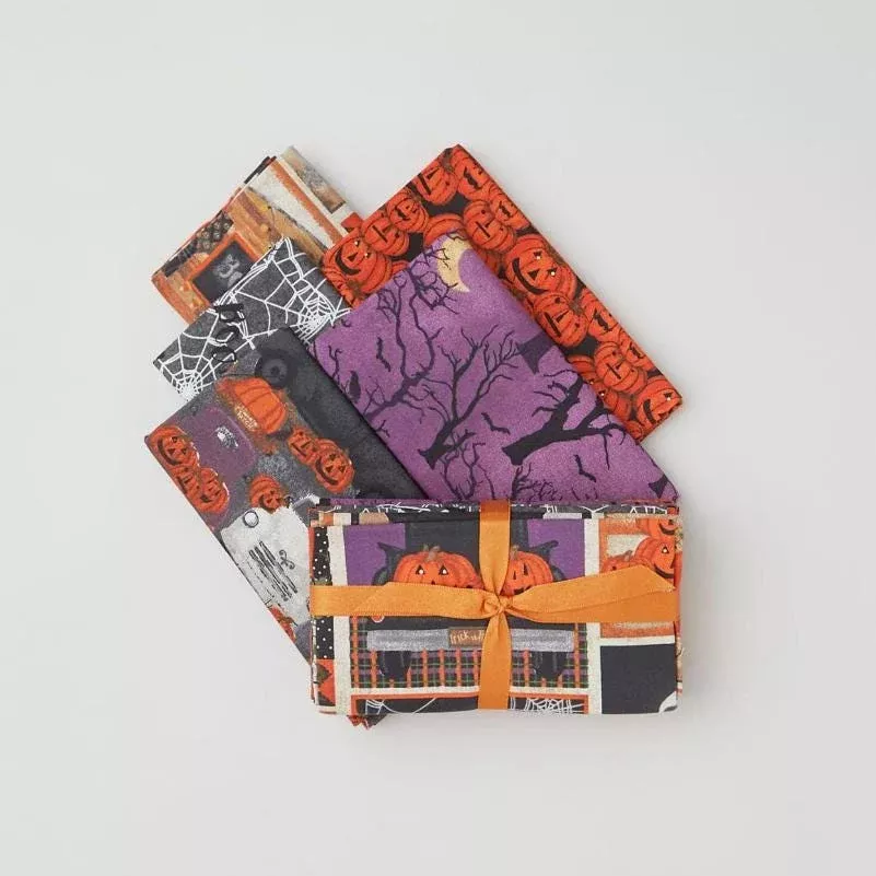 Spooky Night Fat Quarter Bundle 5/pkg. - Fabric Editions
