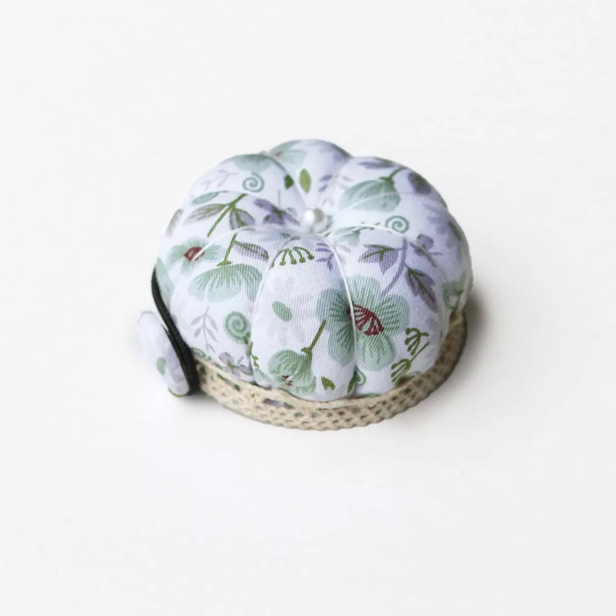 Wrist Pin Cushion – White Floral