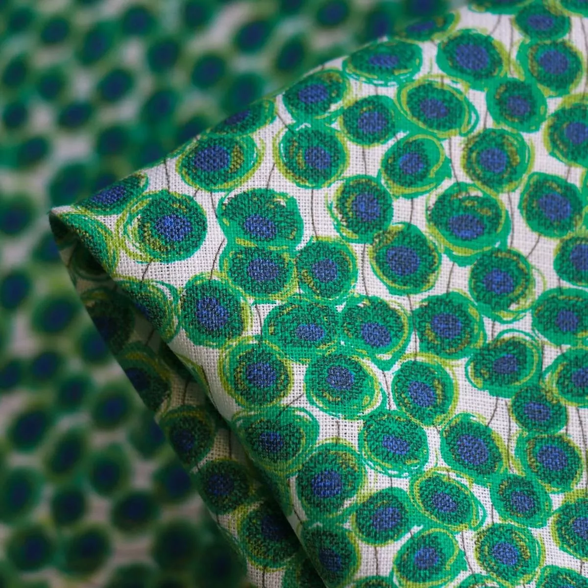 Xanthe Sunbeam Green – Liberty Sycamore Linen