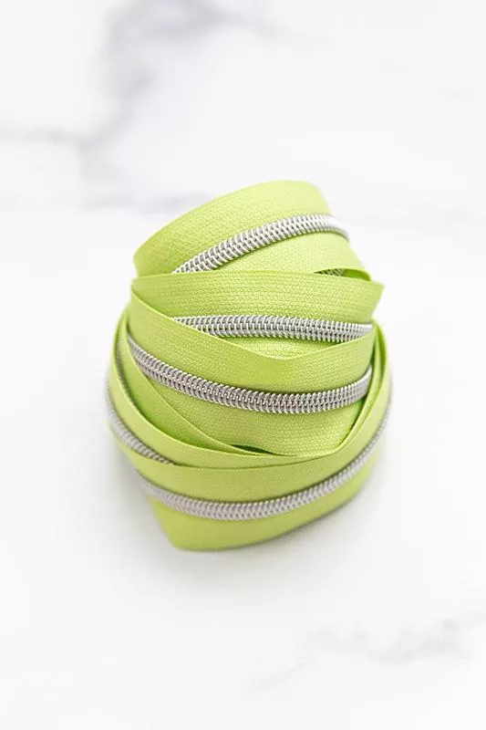 Zipper Tape #5 Nylon Coil 3yd Celery Mist KAT ZIP9 Knot And Thread