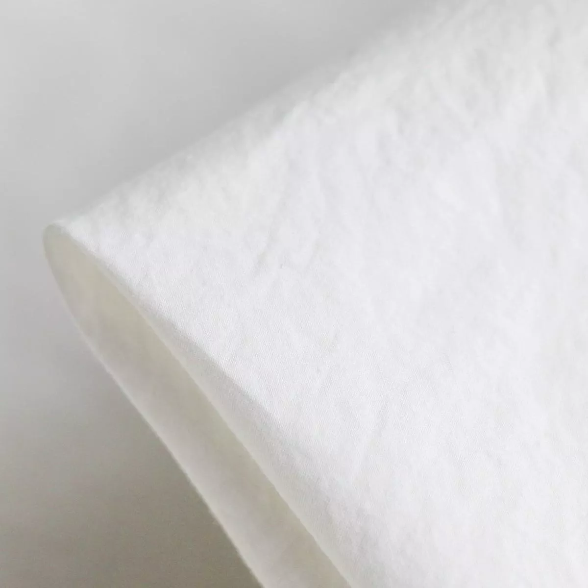 Zumi Poplin Off White – Washer Finish